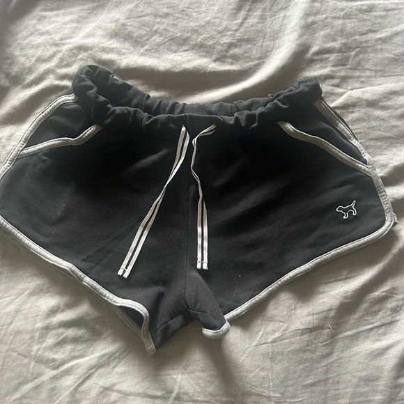 Pink shorts - Picture 1 of 3